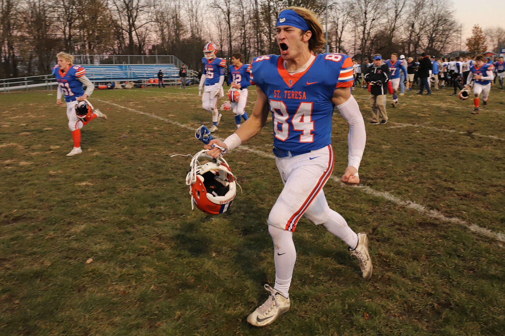 St Teresa vs Tri Valley football 29 11.10.18.jpg